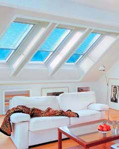      (Velux)