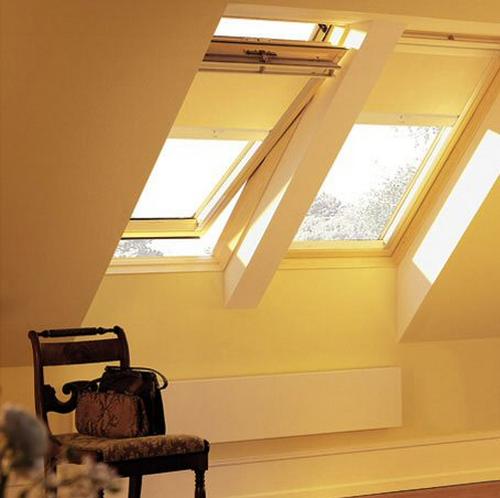     (Velux)